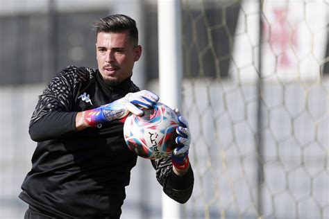 Inter acerta a contratação do goleiro Ivan internacional ge