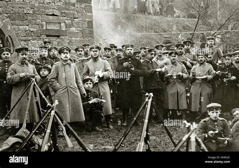 Preu Ische Infanterie Soldaten Posiert Mit Einer Feldk Che Westfront