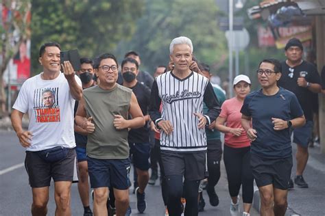 Ganjar Lari Pagi Di Bali Sarapan Nasi Campur Hingga Sambangi