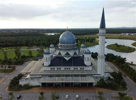 Masjid Abdullah Fahim Kepala Batas Pinang Malaysia