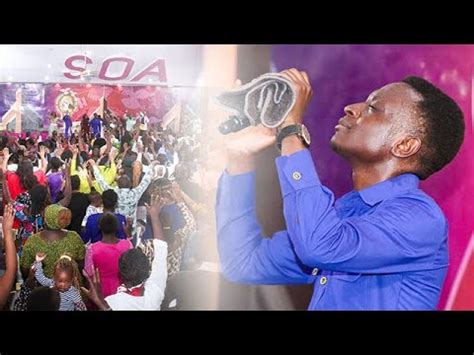 POWERFUL WORSHIP MINISTRATION AT SOUND OF ABUNDANCE CHURCH YouTube