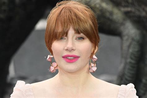 Bryce Dallas Howard To Play Elton Johns Mom In Biopic ‘rocketman