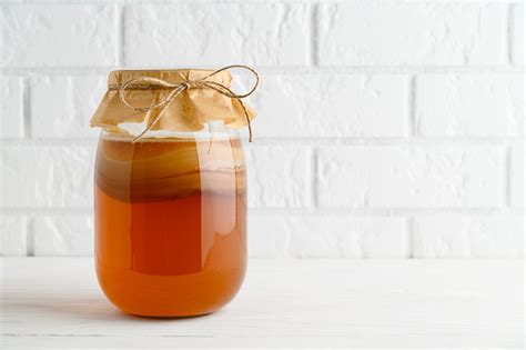 Kombucha Second Fermentation: The Home-Brewer’s Guide