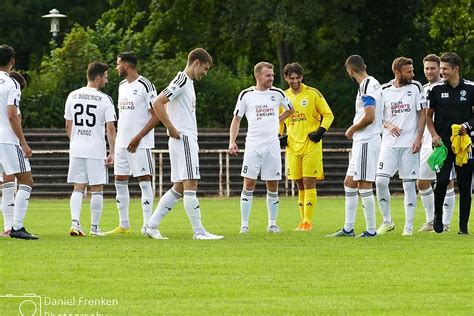 Aufsteiger B Derich Dominiert Elf Der Woche Oberliga Auswahl Fupa