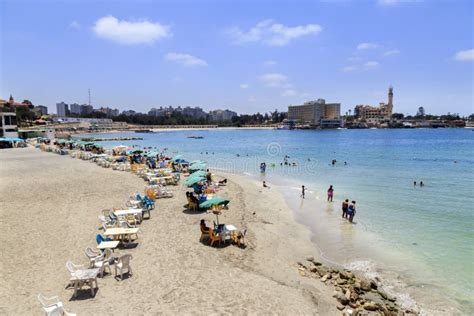 Alexandria beach editorial stock image. Image of summer - 33865804