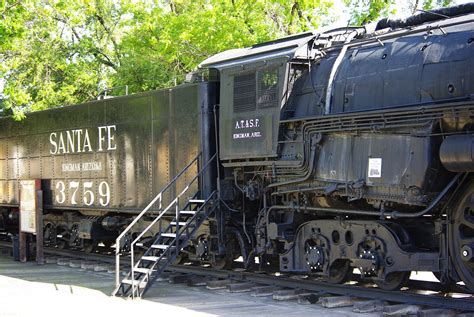 train engine vintage  photo  pixabay