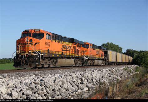 BNSF 6066 Leads A Empty Coal Up The K Line