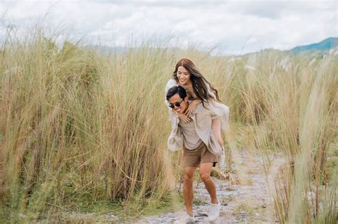 This Prenup Shoot Makes Us Want To Go On A Road Trip | Metro.Style