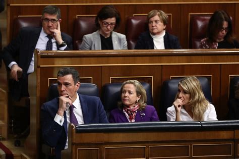 Sánchez se prepara para una investidura segura entre pactos y tensiones