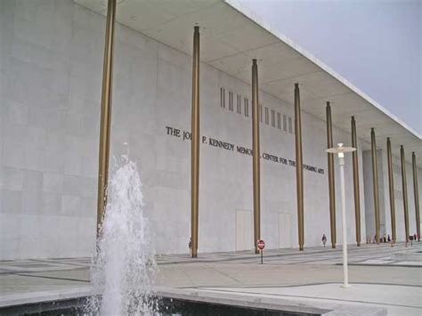 Kennedy Center: Washington DC A Travel Guide for our Nation