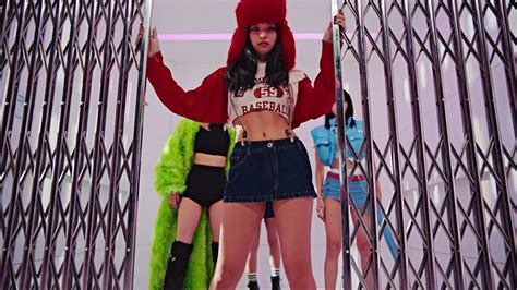 Jennie Blackpink Photo Mv Shut Down Blackpink Blackpink Photos