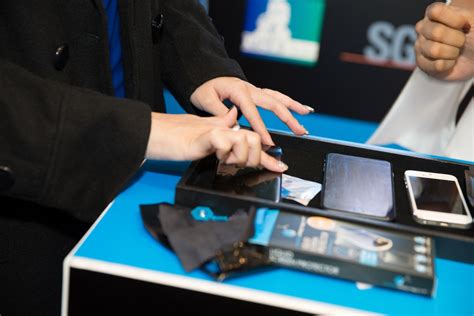 Nanoprotect+ น้ำยาเคลือบหน้าจอ ไม่ต้องติดฟิล์มแค่เทน้ำยาแล้วเช็ด กระจก ...