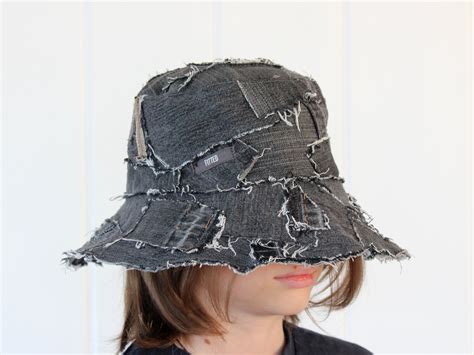 Patchwork Grey Denim Hat Made By Zinanatko Check On Etsy Em Roupas