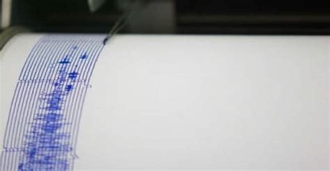 Sismo De Magnitude Na Escala De Richter Sentido Na Ilha Terceira