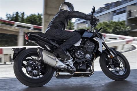 Honda Cb R Abs Plus Triumph Speed Triple Rs Prova