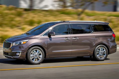 Used 2016 Kia Sedona Minivan Pricing For Sale Edmunds