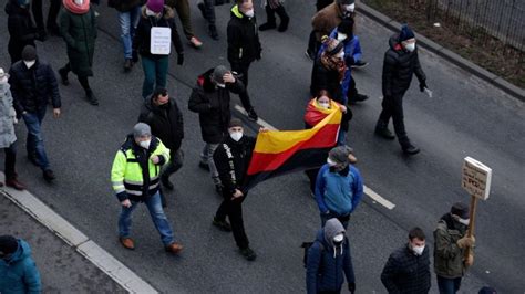 Polizei Identifiziert Neonazis Auf Corona Demos In Osnabr Ck Noz