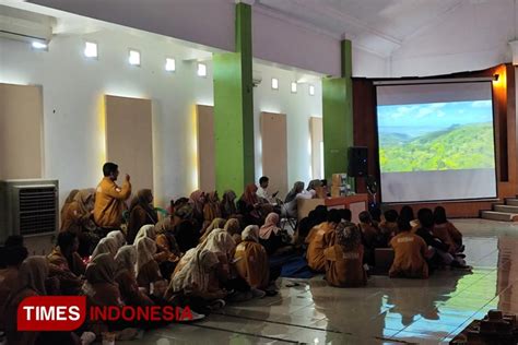 Mahasiswa Kkn Unira Angkat Potensi Desa Melalui Karya Sinematografi