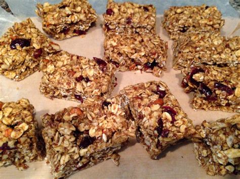 Chocolate Spinach: Oatmeal Energy Bars