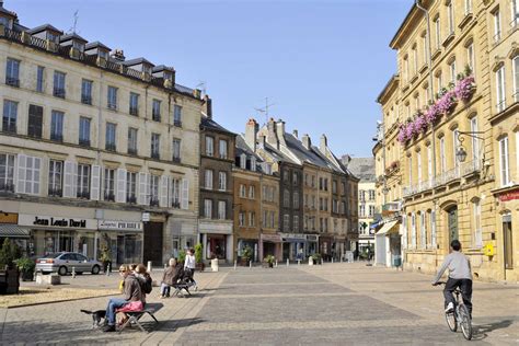 Loana Une Fillette De 10 Ans Retrouvée Morte Dans Une Cave à Sedan