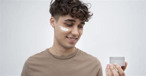 Hypeabis Rekomendasi Skincare Wajib Bagi Pria Laki Juga Butuh Perawatan