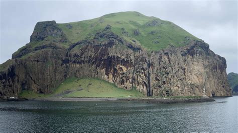 Sea Cliffs And Caves Vestmannaeyjar Haimey Iceland June 2023 Youtube