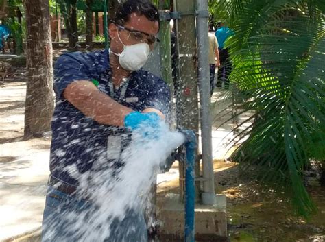 Reanudan construcción de pozo de agua en Polideportivo de La Trinidad