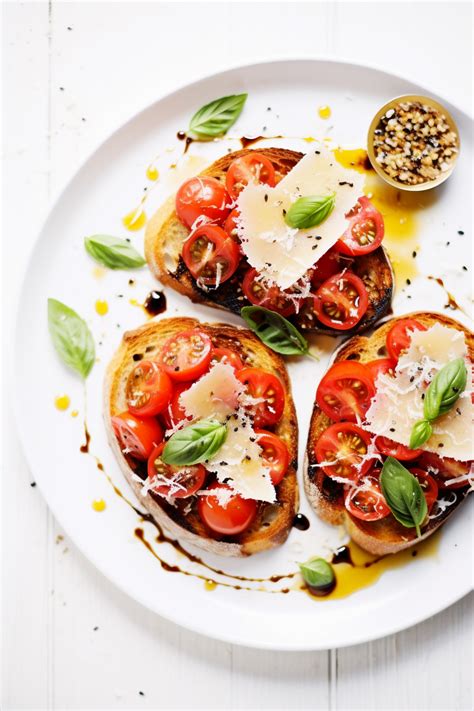 Spanish Tomato Bread With Manchego Cheese Pan Con Tomate Cooking