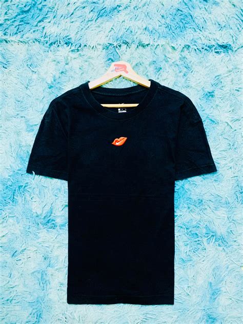 Nike Center Swoosh Lips Men S Fashion Tops Sets Tshirts Polo