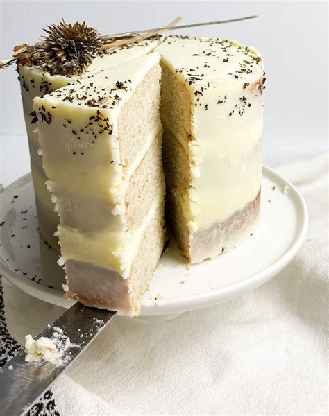 Lavender Earl Grey Cake