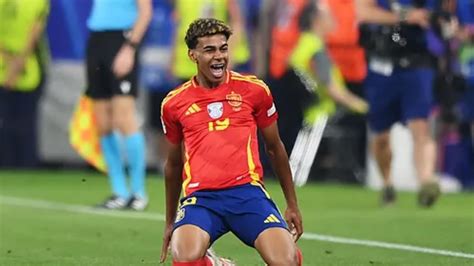 España remontó bajó a la Francia de Mbappé y es finalista de la