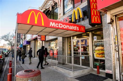 Cops Bust Sixth Suspect In Brooklyn Mcdonalds Beatdown Warning