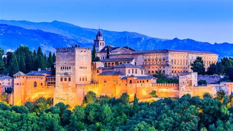 Alhambra Tours | Complete Guide 2023