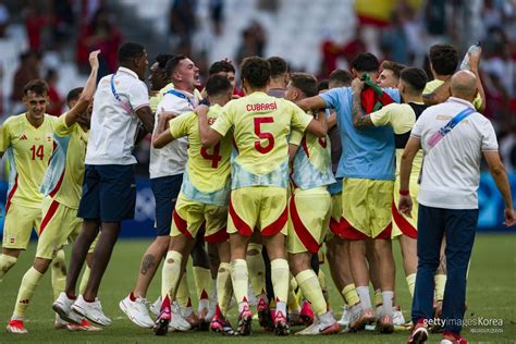 무적함대 스페인 Vs 개최국 프랑스 축구 결승 격돌｜스포츠동아