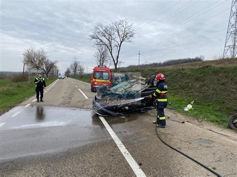 Trafic oprit pe DN 15D în zona localității Cănțălărești