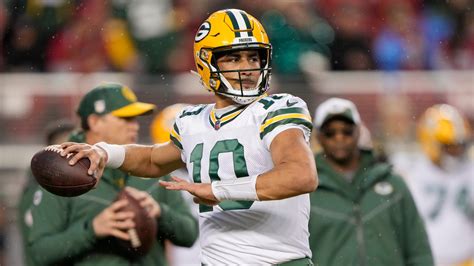 Brett Favre praises Jordan Love after Packers' playoff run ends