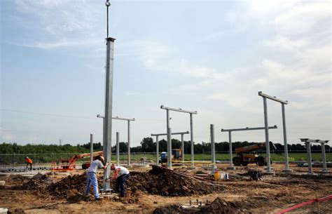 Nipsco Installing New Transmission Line Converting Towers In Laporte