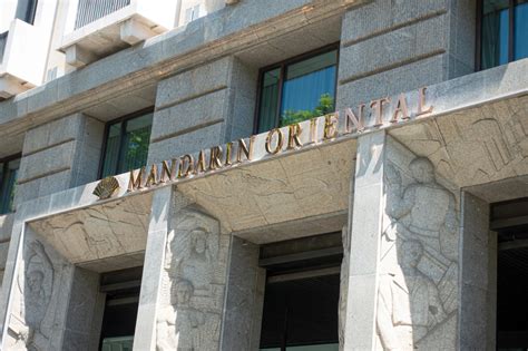 mandarin oriental  unveil stunning  resort  bali balilive