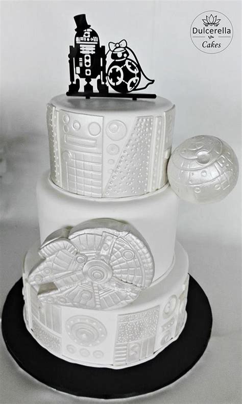 Star Wars Wedding Cake - Decorated Cake by Dulcerella - CakesDecor