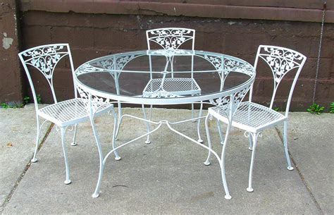 18+ Outdoor wrought iron patio furniture ideas in 2021