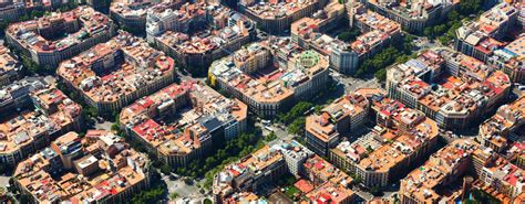 How Barcelona Superblocks Return City Streets To The People