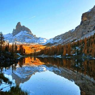 Lago Di Federa E Becco Di Mezzod Cortina D Ampezzo Belluno Dolomiti