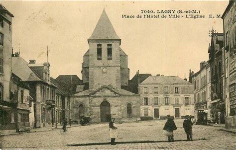 Lagny sur Marne LAGNY Place de l hôtel de ville L église