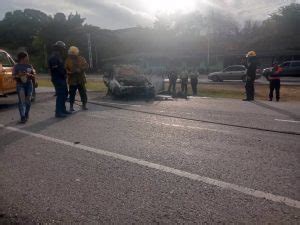 Accidente Automovil Stico En La Autopista Charallave Ocumare Deja Dos