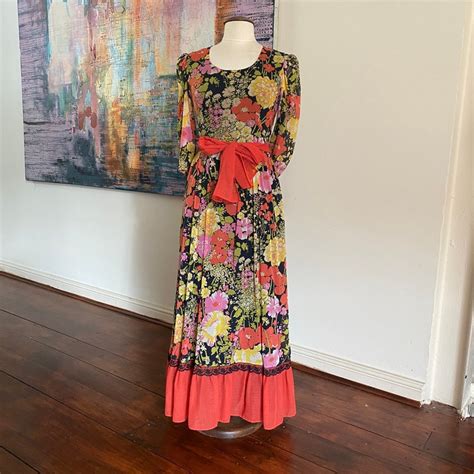 1970s Maxi Dress By Kati At Laura Philips Very Pretty And Rare Print