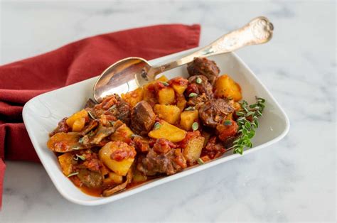 Bocconcini Di Manzo Con Funghi E Patate Burrofuso