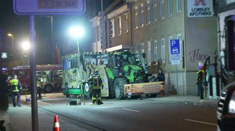 Rheinland Pfalz Mann Stirbt Nach Karnevalszug In St Goarshausen