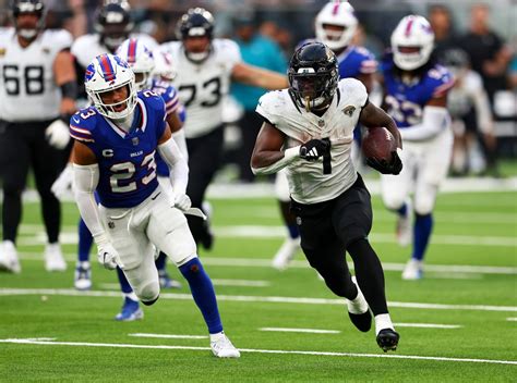 Nfl Week 6 Player Props Picks And Best Bets Raheem Mostert Tj Hockenson