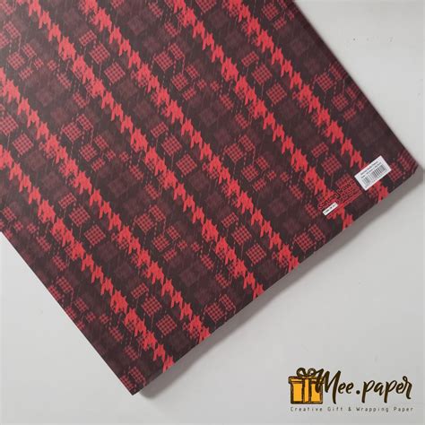 Jual Kertas Kado Sansan Wawa Motif Pattern Red Bungkus Wrapping