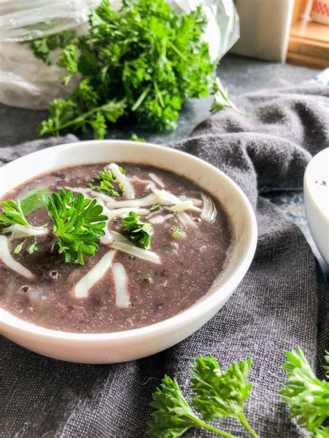 Hearty And Spicy Black Bean Soup That Tastes Just Like Panera Bread 0